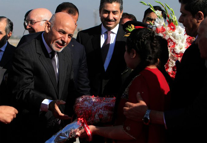 Afghan President Out to Ease Relations on Visit to Pakistan